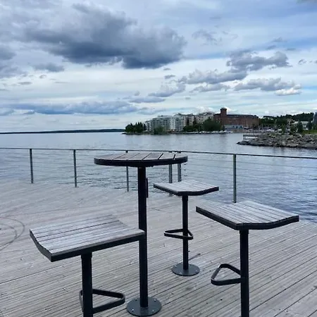 Soukkapuisto, * Tampere